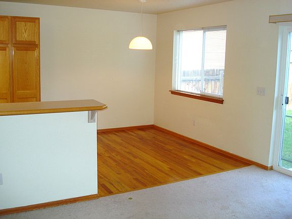 Eating nook with walk-out to level backyard