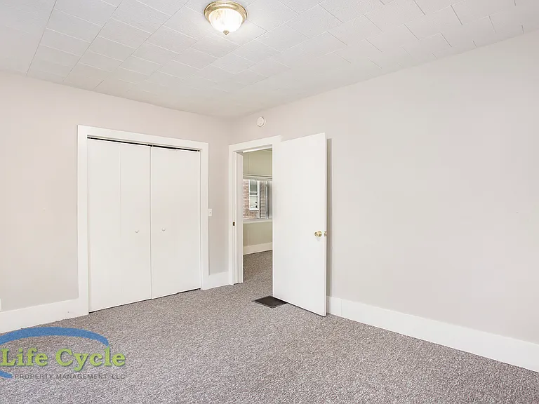 940 McReynolds Ave NW #1 — Photo 13