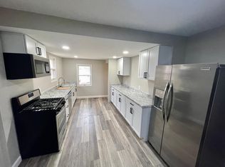 675 Leon Rd, Walled Lake, MI 48390