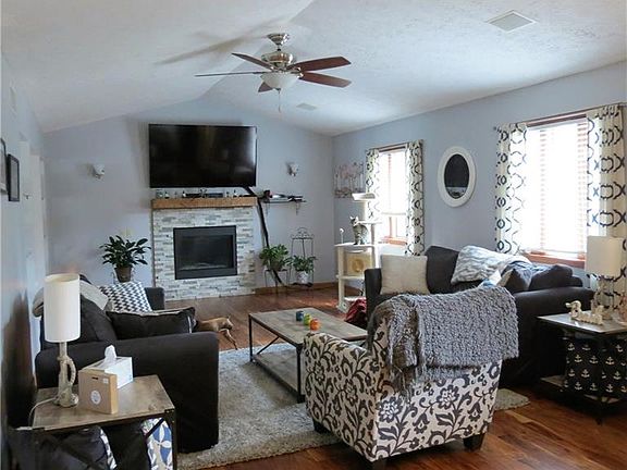 4th image of 1611 Wildwood Ct