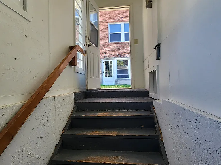 316 S 3rd Ave #B — Photo 15