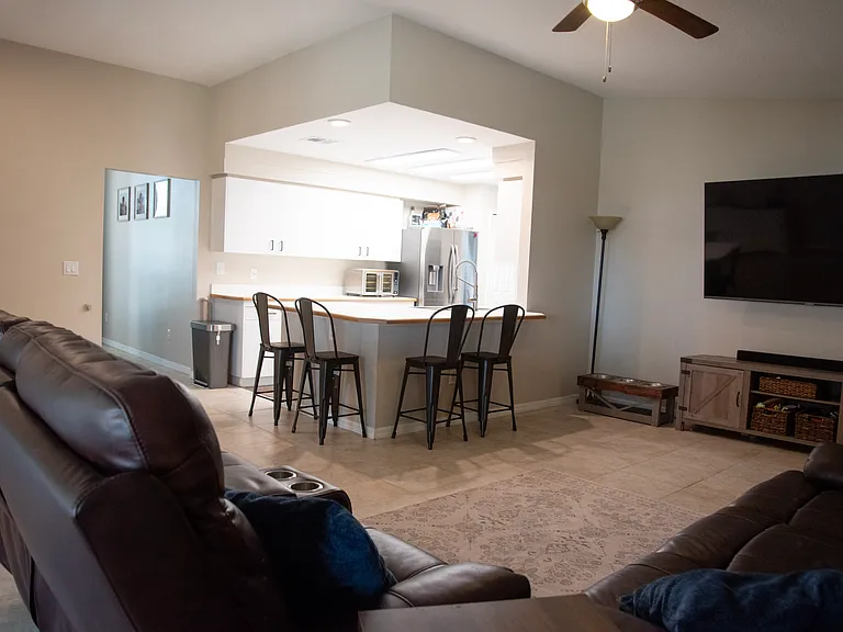 985 Pelican Ln — Photo 14