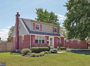 311 Hampton Rd, Hatboro, PA 19040