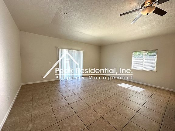 4th image of 8291 Vida Ct