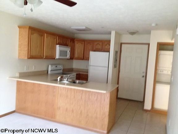2nd image of 333 Creekside Dr