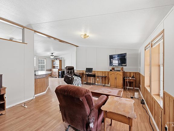5th image of 601 N 42nd St