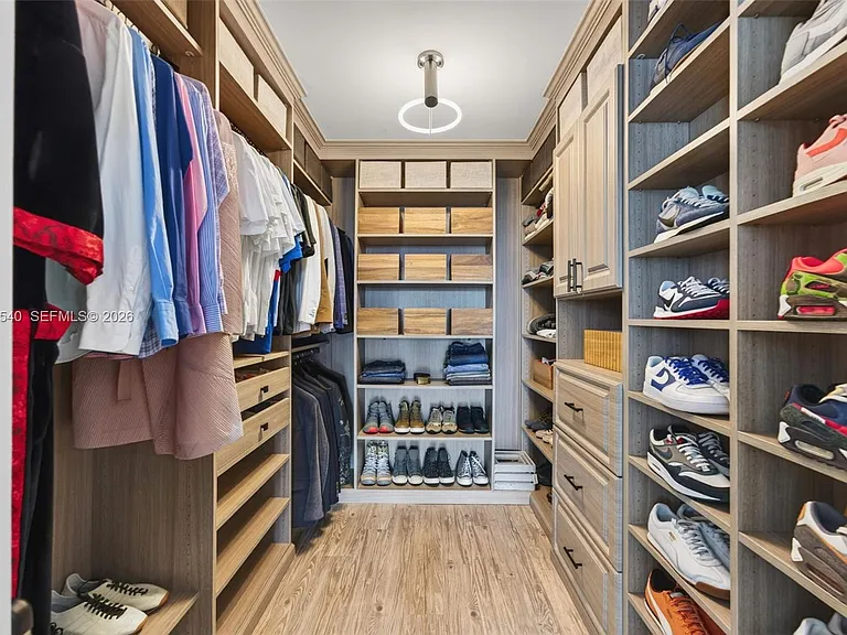 90 SW 3rd St #Penthouse 12 — Photo 23