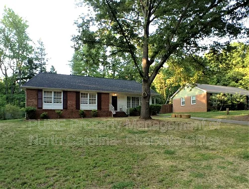 5221 Delivau Dr Photo 1