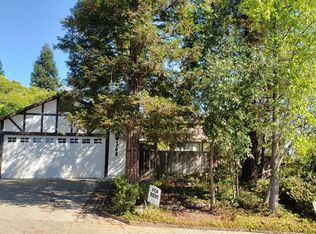 364 Springer Dr, Redding, CA 96003