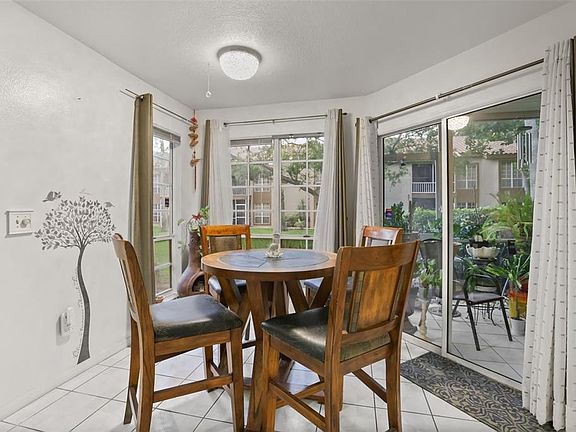 5th image of 4690 SUSSEX TERRACE #103