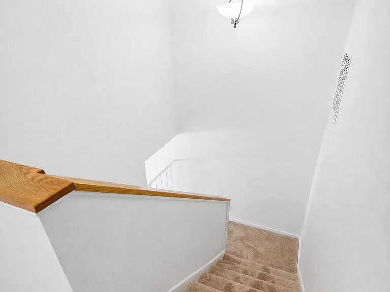 9923 Lake Landing Rd — Photo 22