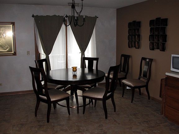 Dining Rm