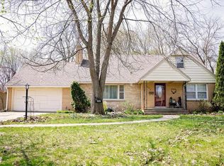 722 Westchester Dr, Rockford, IL 61107