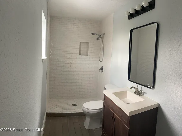 6100 Ridgewood Ave #7 — Photo 6