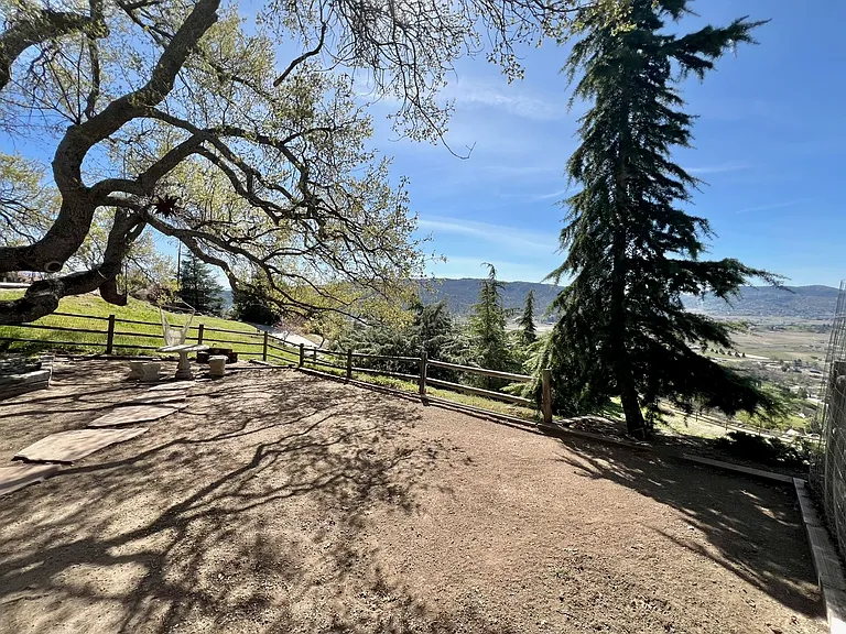 27030 Oakflat Dr — Photo 33