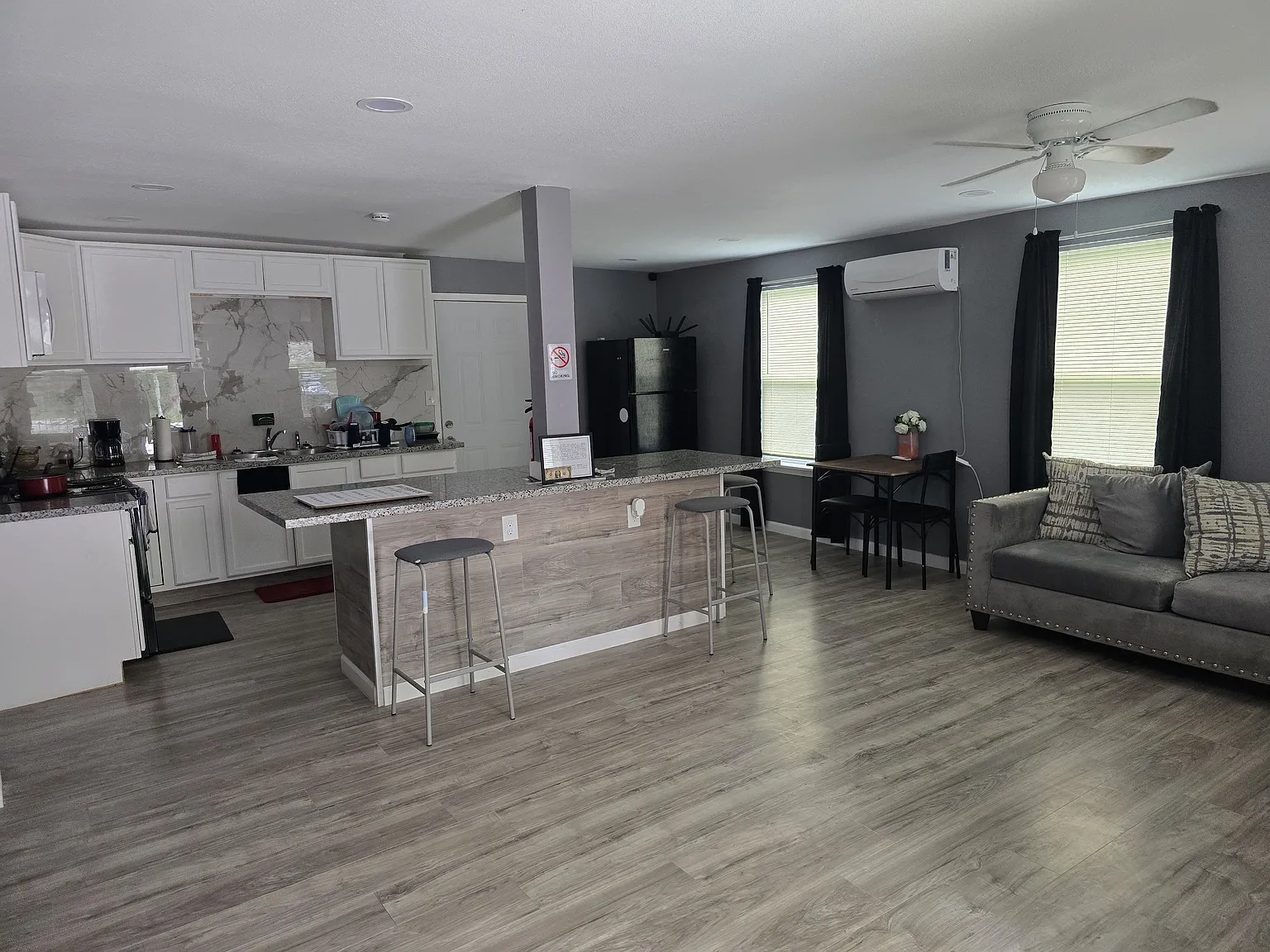 4316 Sunflower St — Photo 3