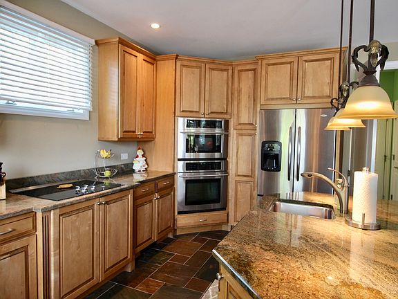5th image of 7330 W 119th Pl