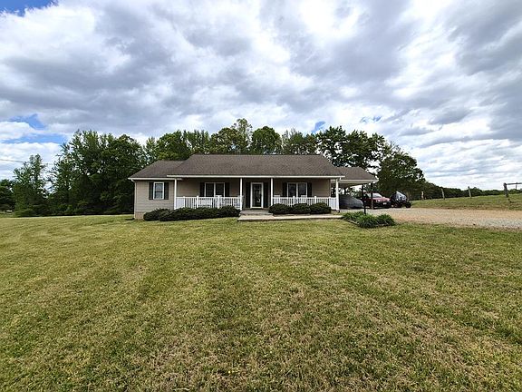 2nd image of 364 Mount Harmony Rd