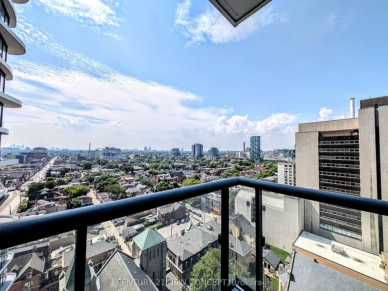 280 Dundas St W #1602 — Photo 17