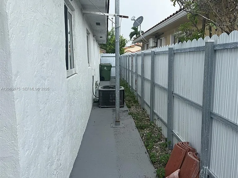 2776 W 71st Pl — Photo 34