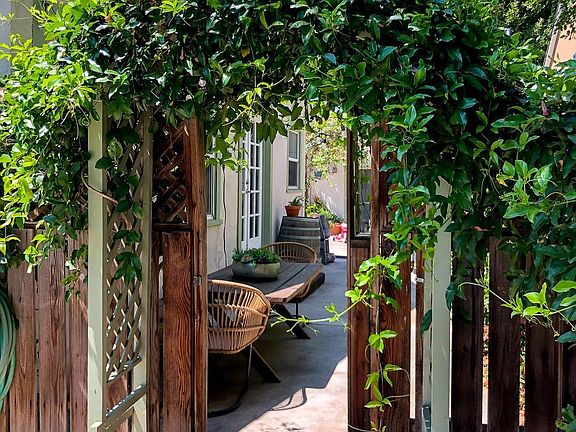 4th image of 3024 San Emidio St
