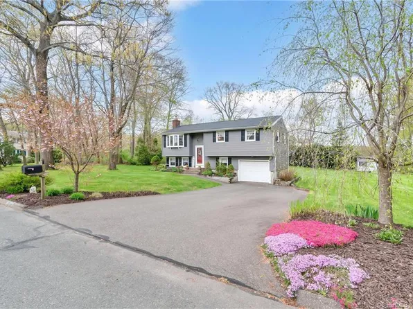 7 Gloria Lane, Ellington, CT 06029