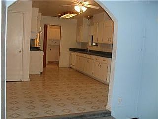 2nd image of 1904 Valle Vista Ave