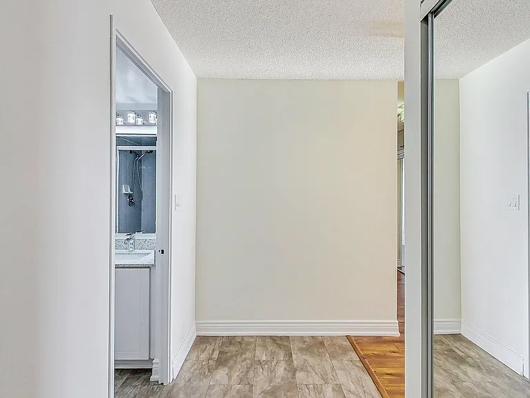 88 Corporate Dr #1604 — Photo 15