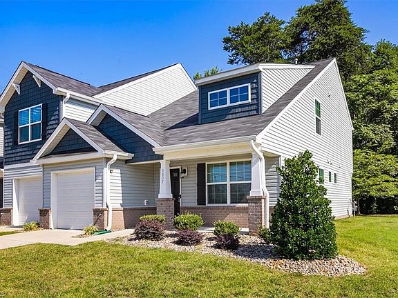 2nd image of 3807 Copperfield Ct