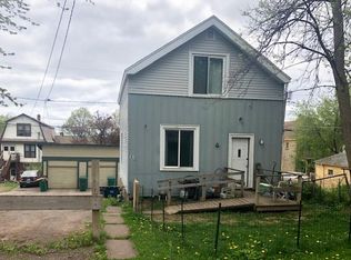 1020 1/2 E 6th St, Duluth, MN 55805