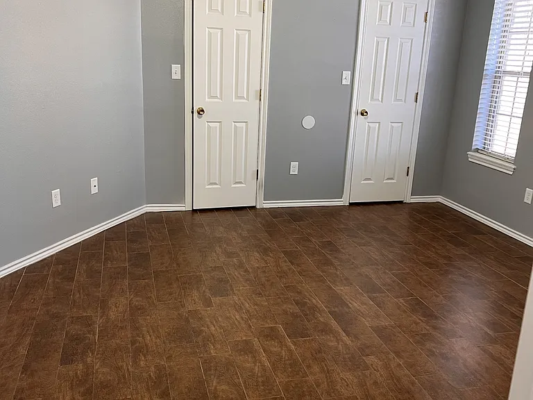 809 McDonald Rd — Photo 3