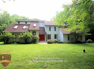 11 Deepwood Rd, Easton, CT 06612