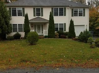 6371 Cherokee Trl, Tobyhanna, PA