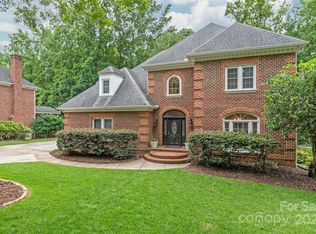 5909 Providence Glen Rd, Charlotte, NC 28270