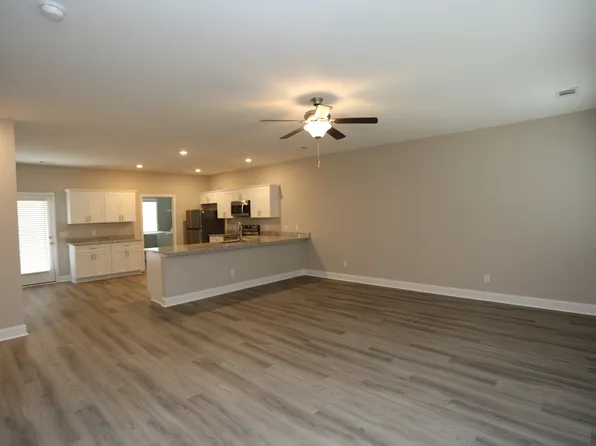 101 Soho Cir, Statesboro, GA 30458