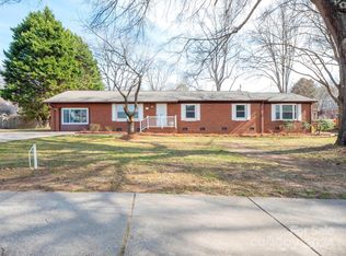 846 S Magnolia St, Mooresville, NC 28115