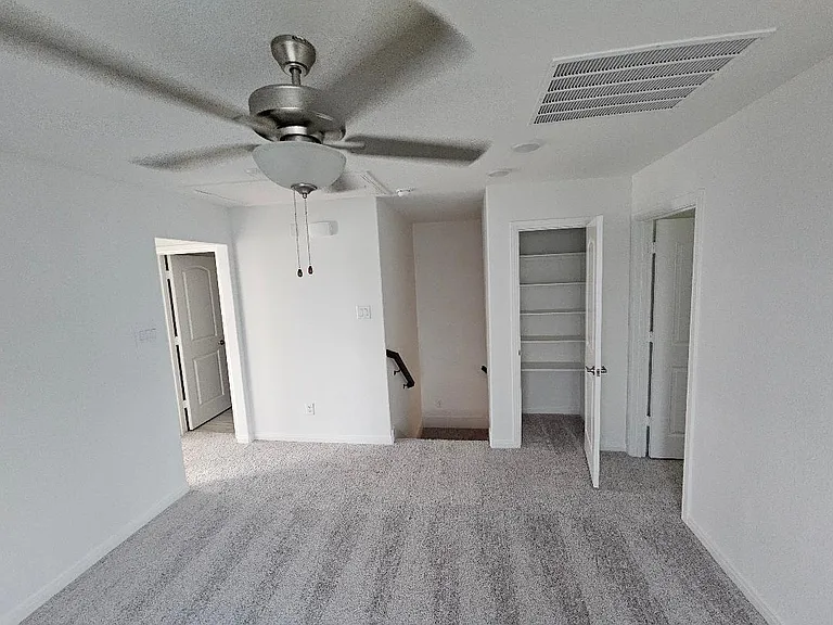 202 Griffith Dr — Photo 5