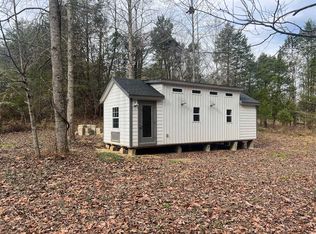 2948 Chestnut Grove Rd, Columbia, KY 42728