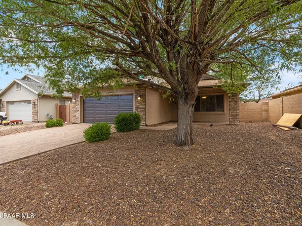 476 N La Paz St, Dewey, AZ 86327