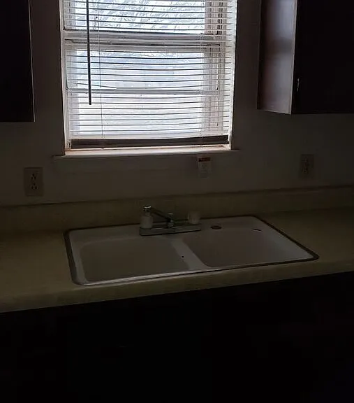 629 S Crosby St — Photo 11