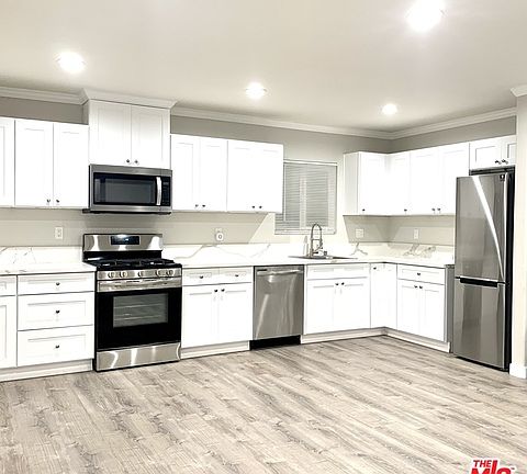 5th image of 604 E Windsor Rd APT F