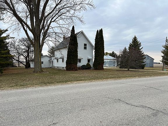 3rd image of 1204 Crawford Rd