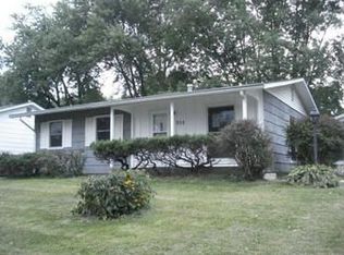 914 38th Ave, East Moline, IL 61244