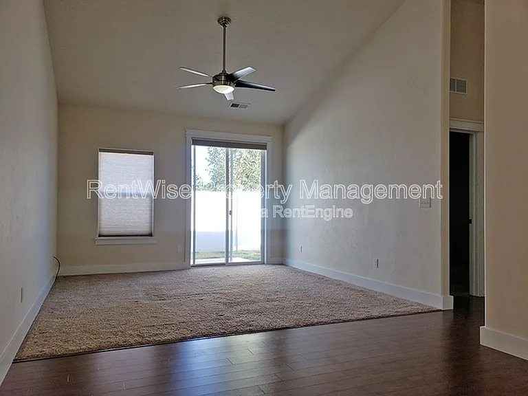 6260 N Maximus Pl — Photo 5