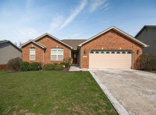 305 Forest Ridge Dr, Frankfort, KY 40601
