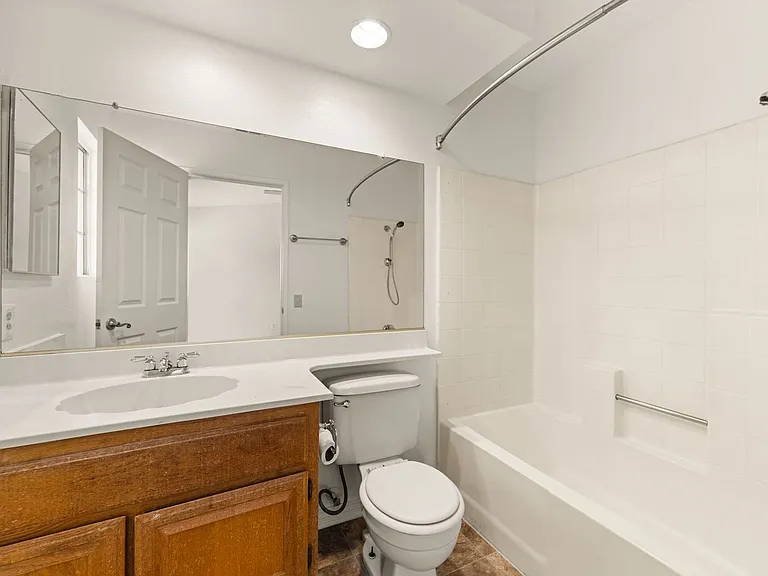 8552 Stoneyhill Dr — Photo 8