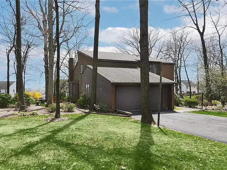 5218 Foxcroft Dr — Photo 29