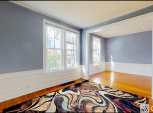 700 W Schubert Ave APT 2R, Chicago, IL 60614