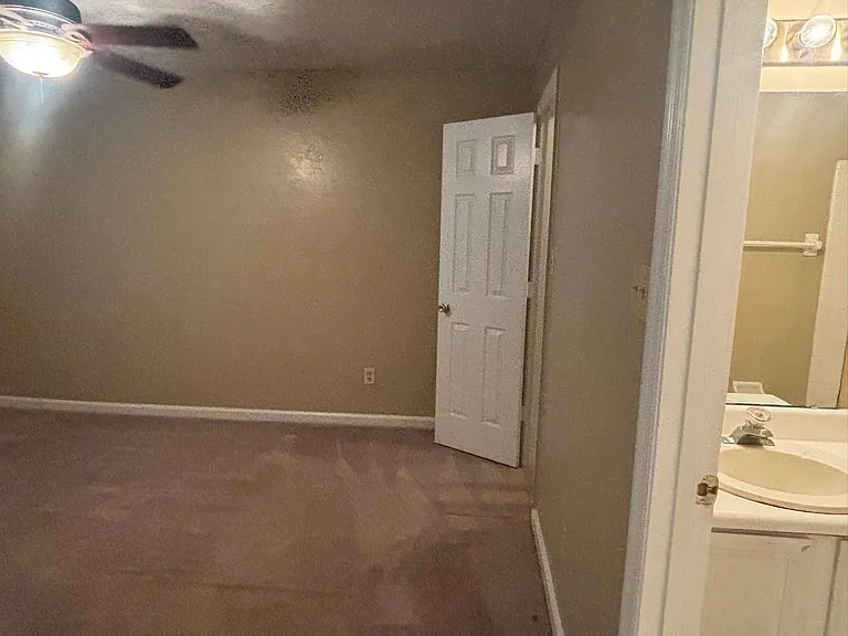 447 Richview Park Cir E — Photo 13