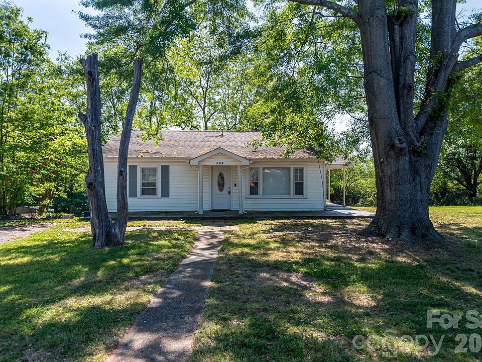 1st image of 109 Hillcrest Dr